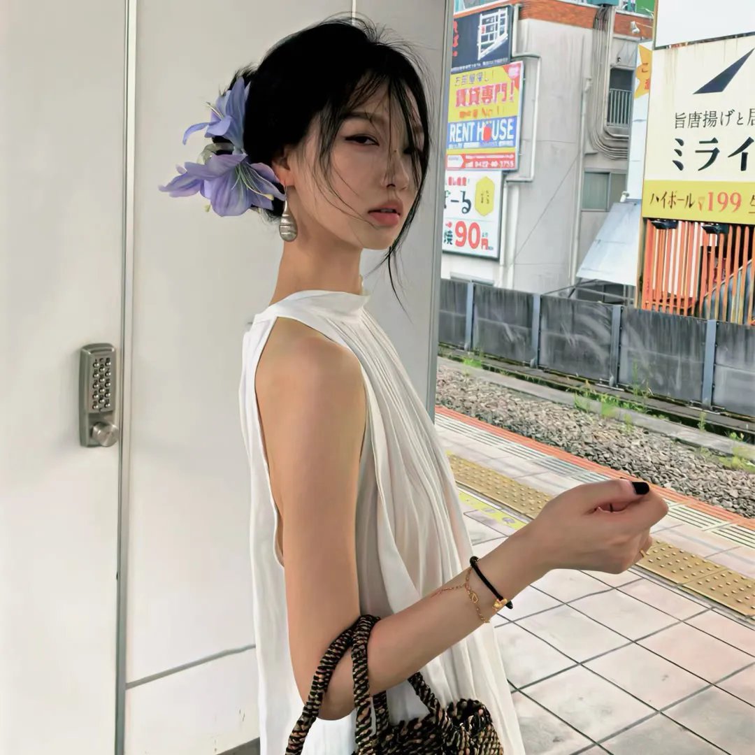 精灵旅社